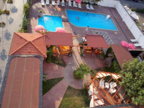 Alba Family Club Hotel